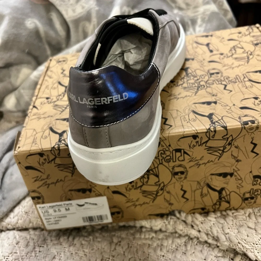 Karl Lagerfeld men shoes size 9.5 NWT
